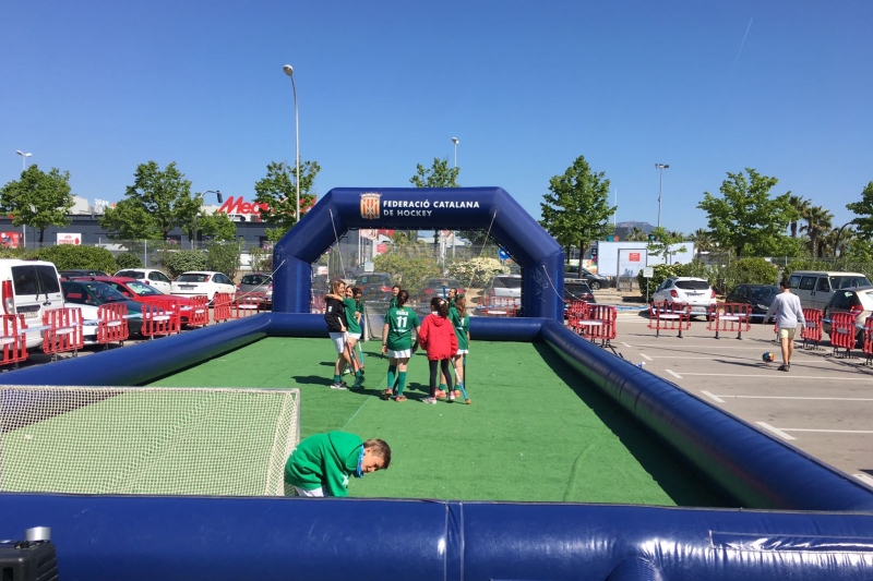 Hockey al Carrer llega a las calles de Terrassa Hockey al Carrer llega a las calles de Terrassa